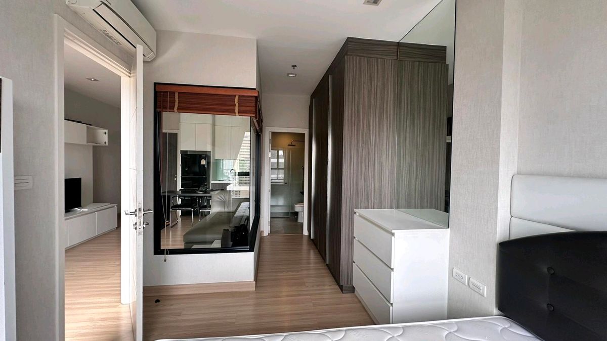 ให้เช่าคอนโดวงเวียนใหญ่ เจริญนคร : Urbano Absolute Sathorn-Taksin | ให้เช่า 1 ห้องนอน วิวแม่น้ำ น่าอยู่สภาพดี ราคาดีมาก