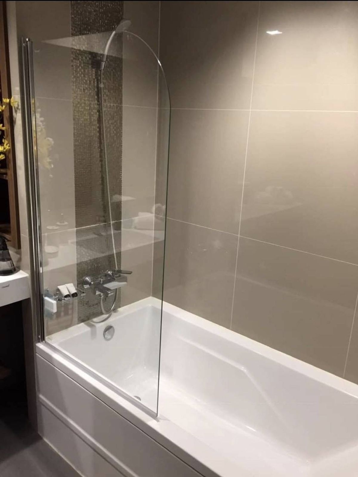 For RentCondoOnnut, Udomsuk : The built -in room is very beautiful, 1 bedroom rental, 1 bathroom, IDO Sukhumvit 93