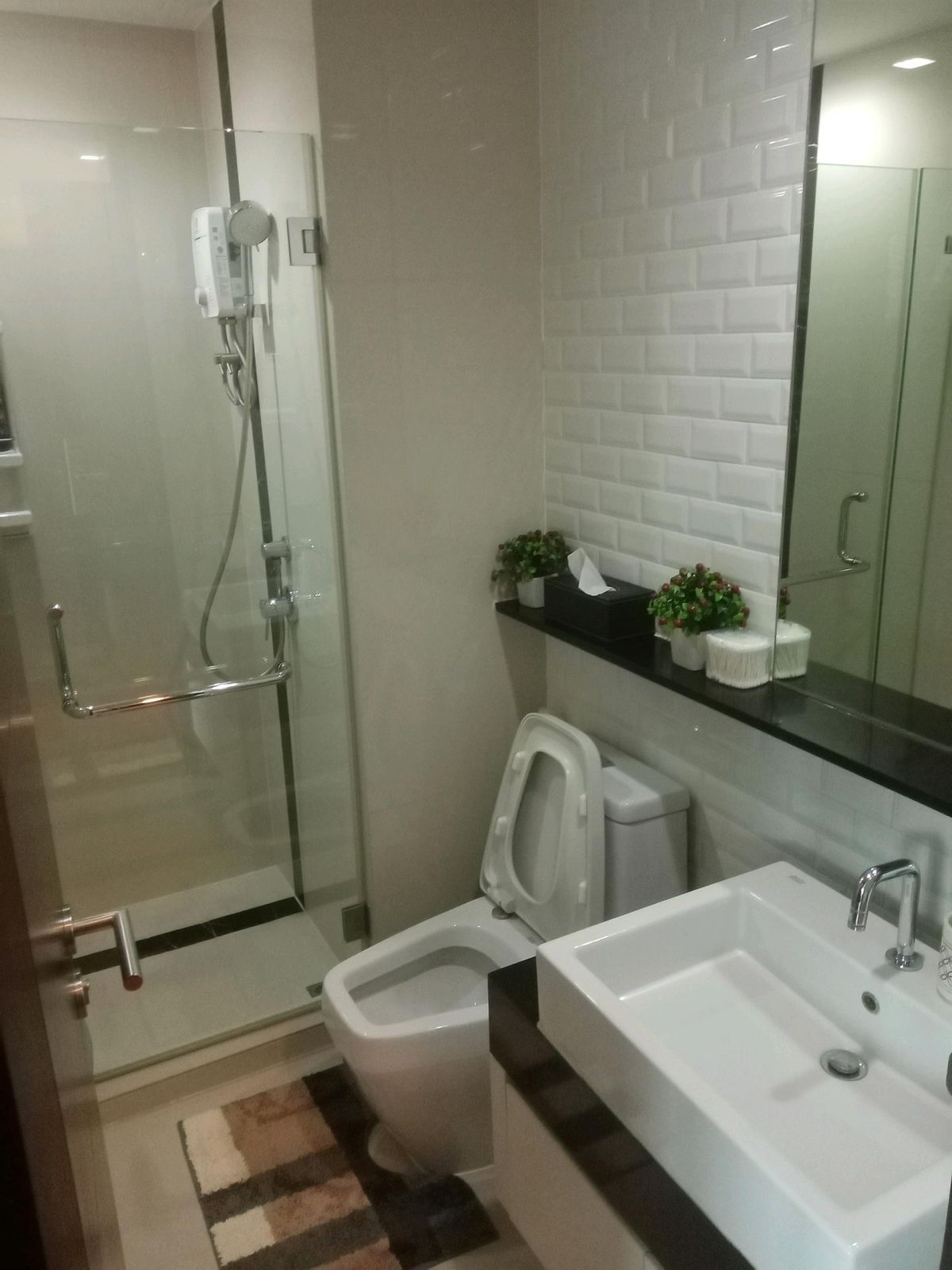 ให้เช่าคอนโดราชเทวี พญาไท : Wish Signature 70 sq.m. Eng 中 日 Please add LINE ID @806qphgn o8415o5483