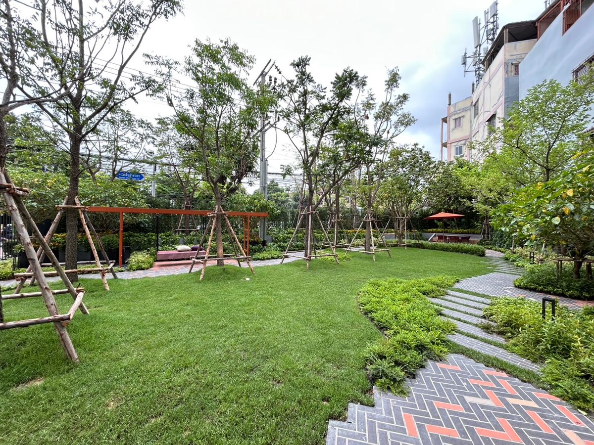 For SaleCondoWongwianyai, Charoennakor : Urgent sale! 1 bedroom, big site, Flow Your Life at Flo by sansiri