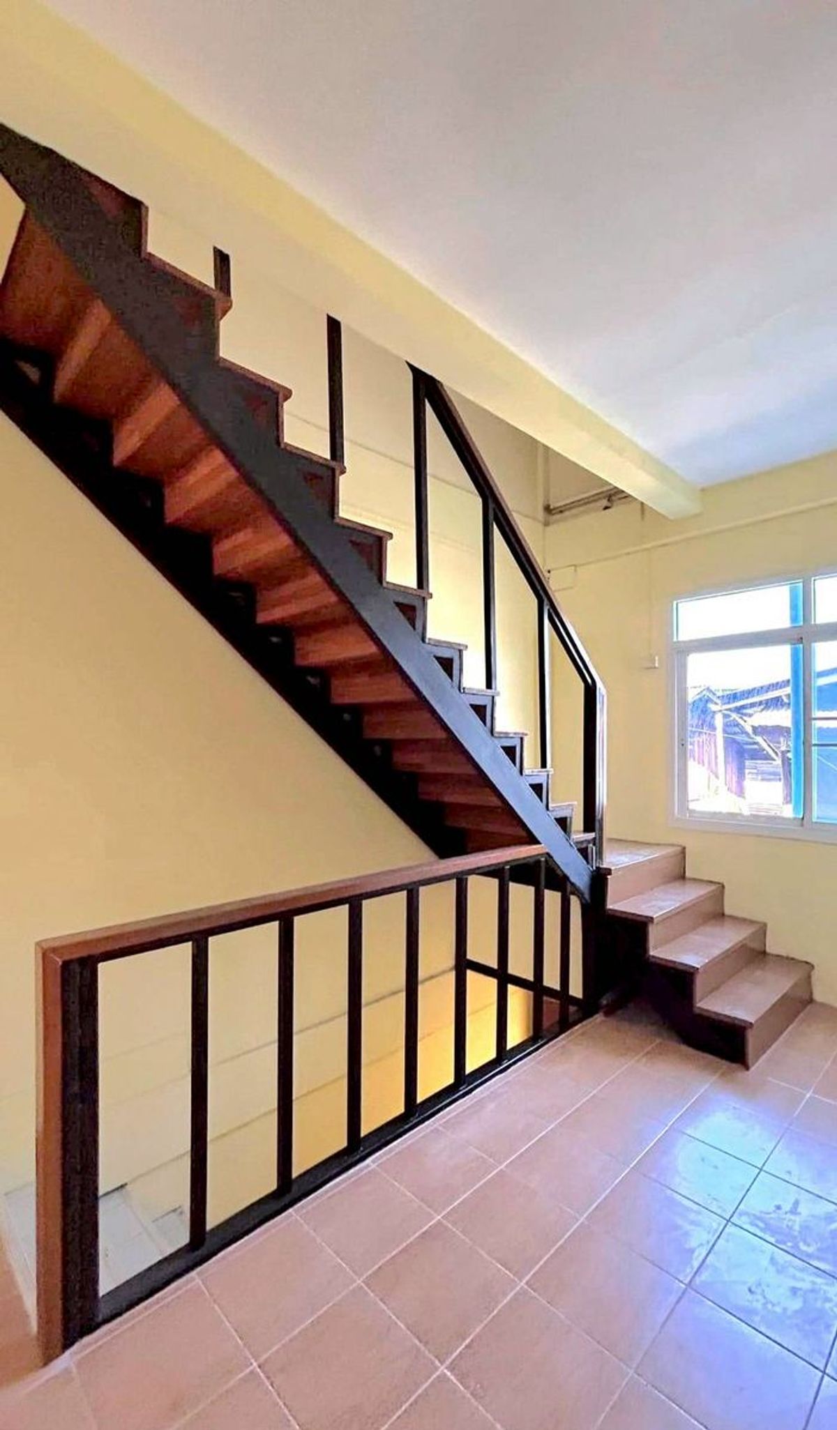 For SaleShop HouseBang Sue, Wong Sawang, Tao Pun : Sell ​​3rd floor commercial building, 14 sq.w., good location near MRT Bang Pho and Yothin Burana School Soi Pracharat Sai 1, Soi 36, Bang Sue Subdistrict, Bang Sue District, Bangkok