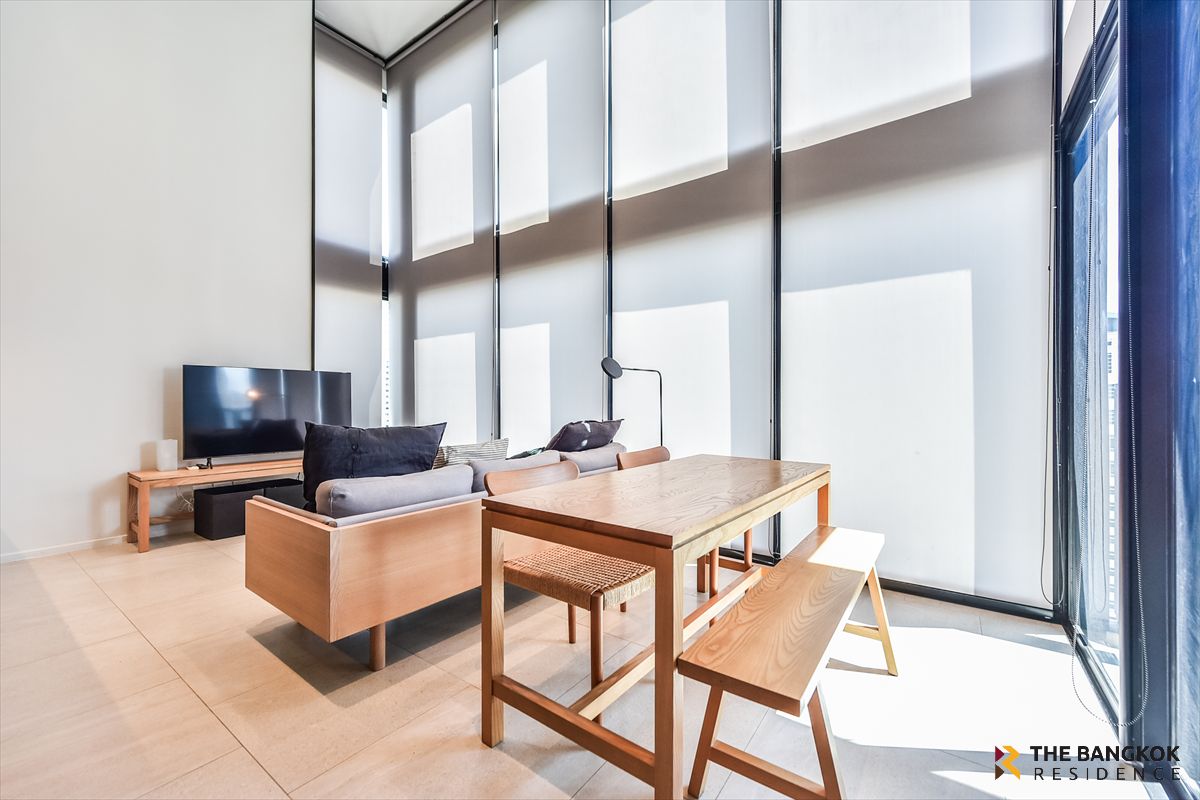 ให้เช่าคอนโดสีลม ศาลาแดง บางรัก : ให้เช่าด่วน!! ตึก Rare ห้อง Duplex สวยมาก 🔥The Lofts Silom 🔥 By Jinyanaz 