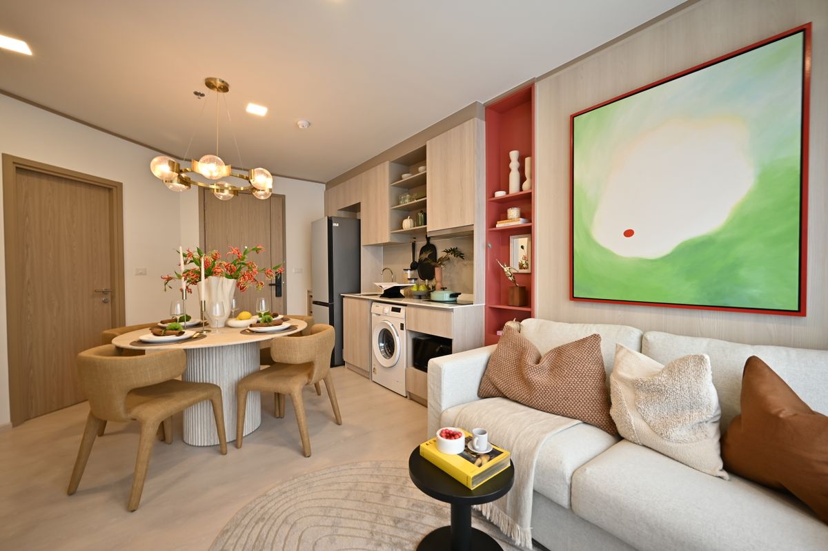 For SaleCondoWongwianyai, Charoennakor : 2 bedrooms. Flow your life at Flo by sansiri. Every day will be smooth ... 📍 Golden location + full central.