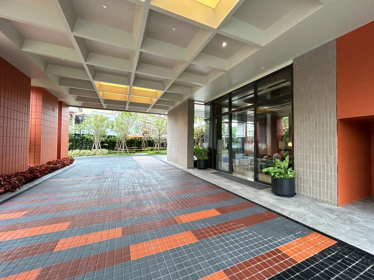 For SaleCondoWongwianyai, Charoennakor : Urgent sale! 1 bedroom, big site, Flow Your Life at Flo by sansiri