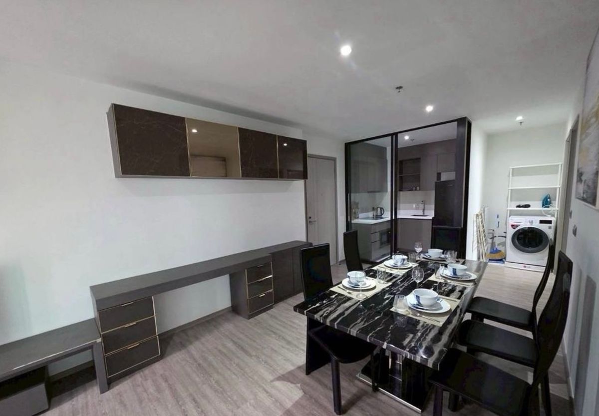 For RentCondoSukhumvit, Asoke, Thonglor : Renting Ritom Ekkamai, beautiful, ready to be near BTS Ekkamai.