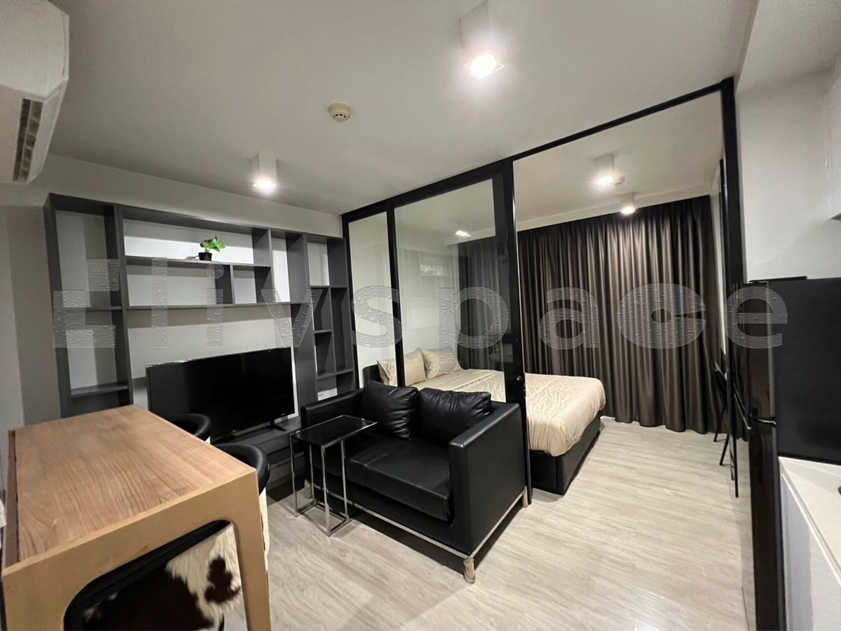 For RentCondoWitthayu, Chidlom, Langsuan, Ploenchit : [LA111] For Rent – Pet-Friendly 1-Bedroom Condo at Maestro 02, 28 SQ.M. | Near BTS Phloen Chit