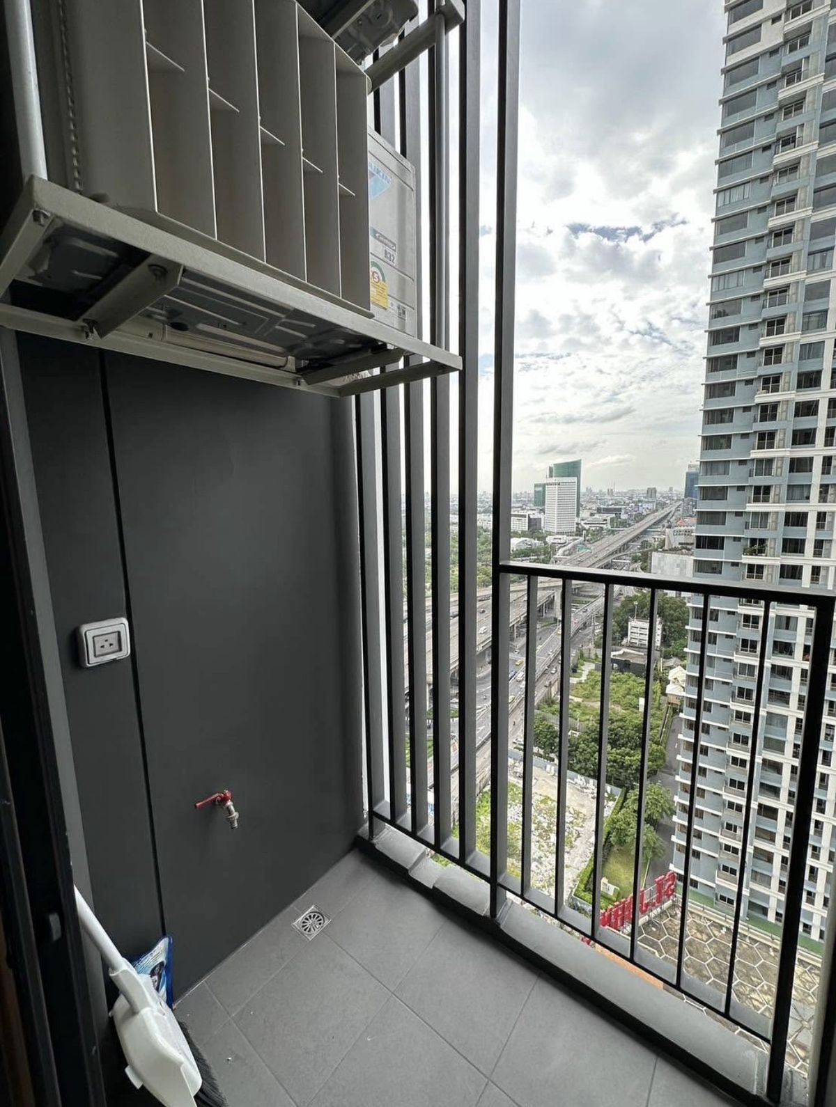 For RentCondoSapankwai,Jatujak : For rent ✨ The Privacy Jatujak ✨ near MRT Phahon Yothin, fully furnished and equipped with appliances