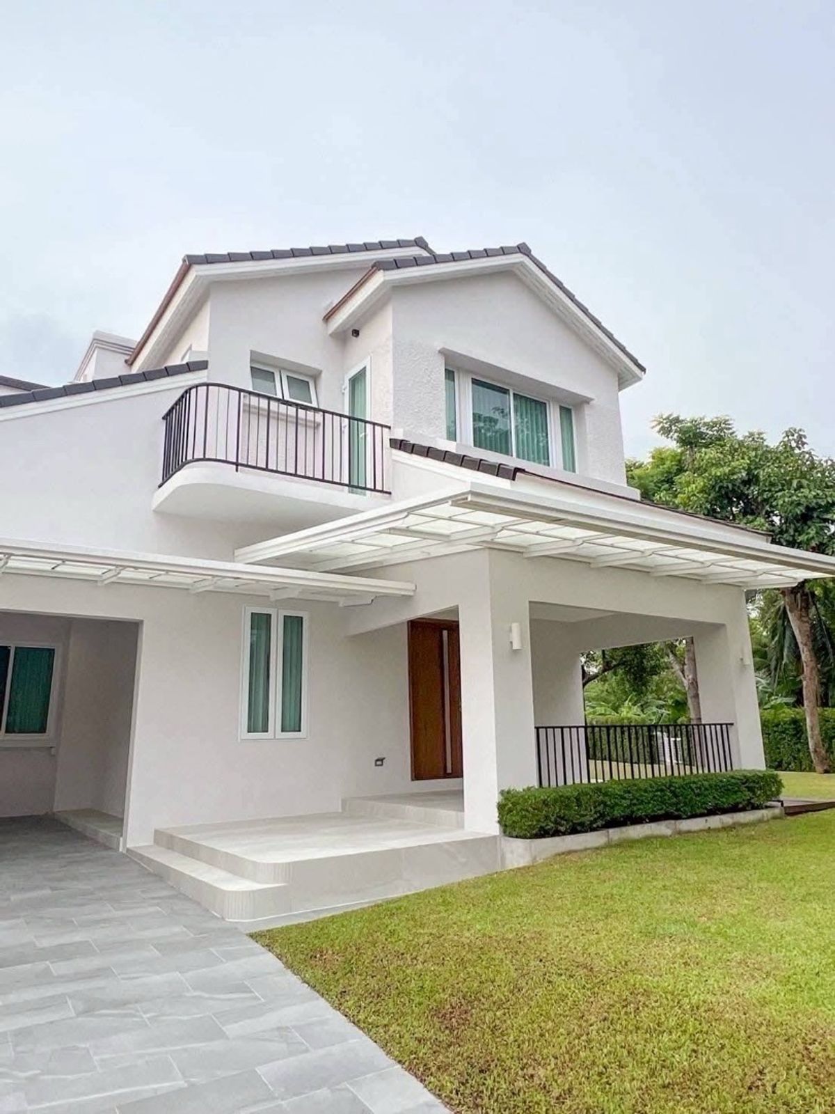 For RentHouseSamut Prakan,Samrong : Detached house for rent - Lada Village, Srinakarin Soi Dan 14