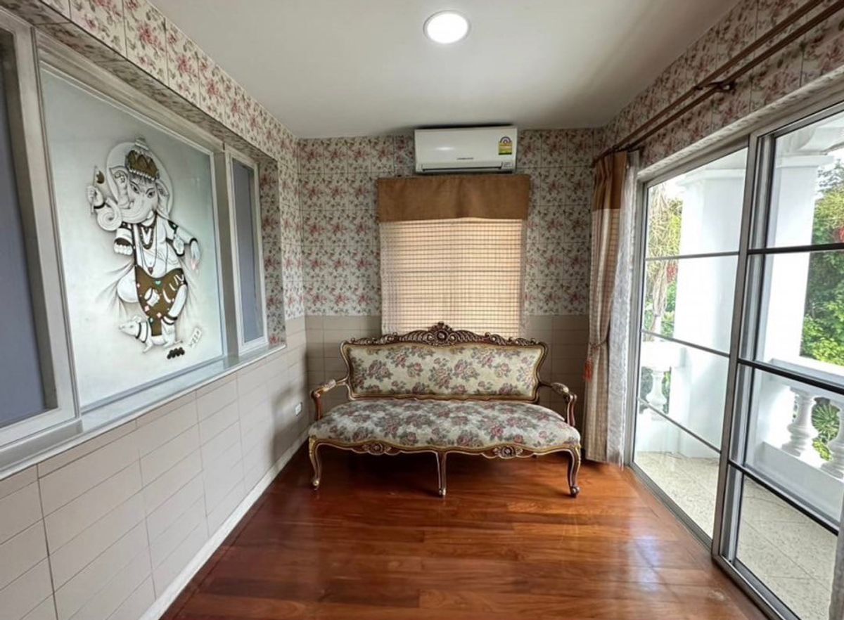 For RentHousePattanakan, Srinakarin : For Rent: Single House near Suan Luang, Nantawan Suan Luang Rama IX Project