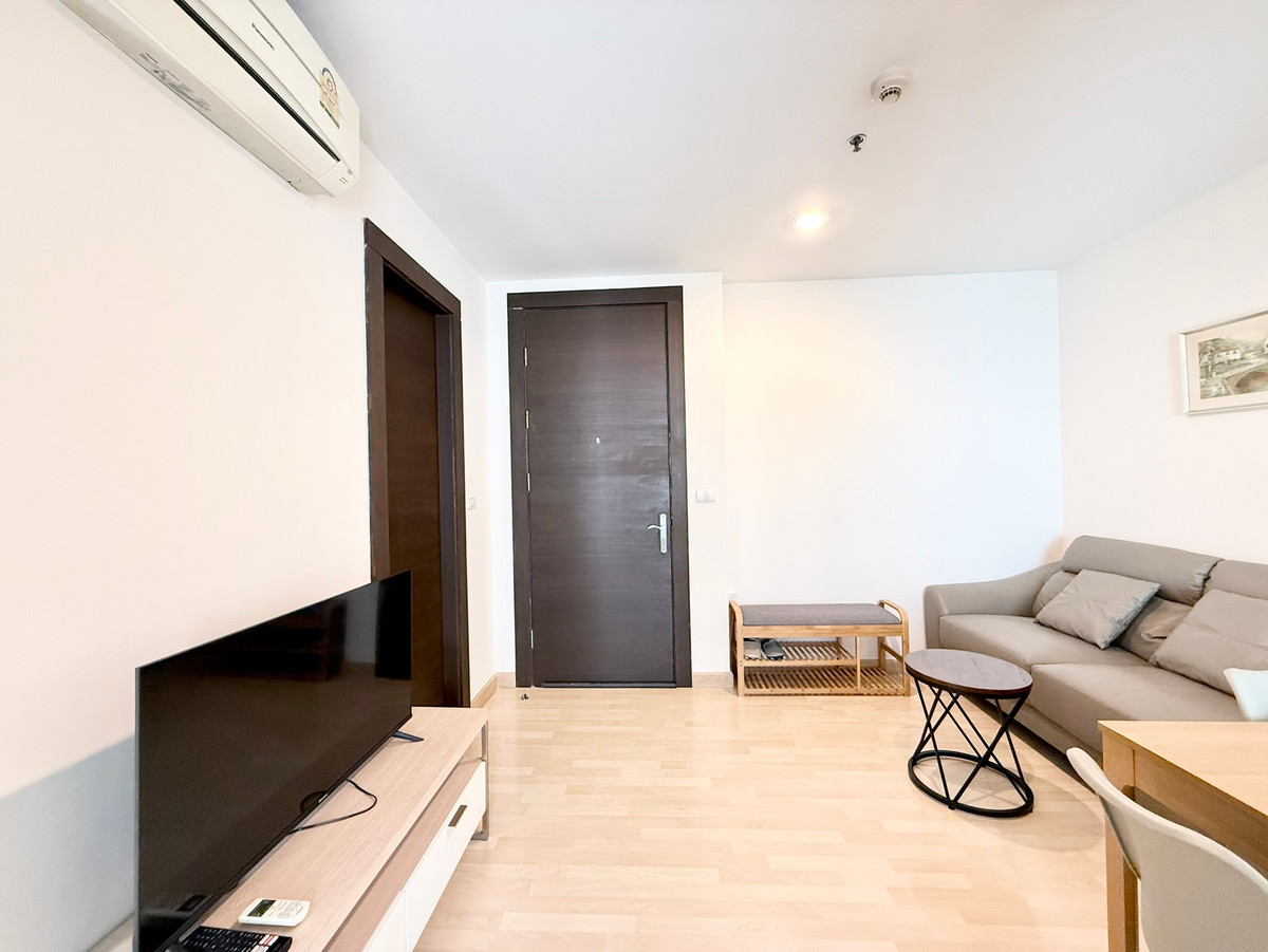 For RentCondoRatchadapisek, Huaikwang, Suttisan : For Rent, Ready to Move In ‼️ ✨ Rhythm Ratchada ✨ Great price, prime location next to MRT Ratchadaphisek 🚇 (No.260272)
