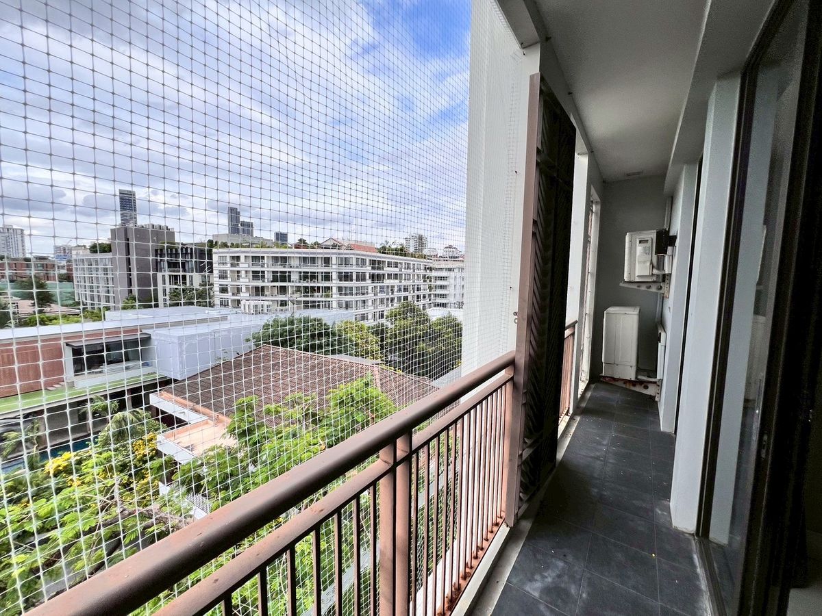 ขายคอนโดสุขุมวิท อโศก ทองหล่อ : ขายคอนโด Vincente Sukhumvit 49 ราคา 6,100,000 บาท [NCs250811]