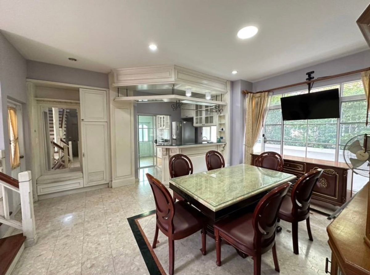 For RentHousePattanakan, Srinakarin : For Rent: Single House near Suan Luang, Nantawan Suan Luang Rama IX Project