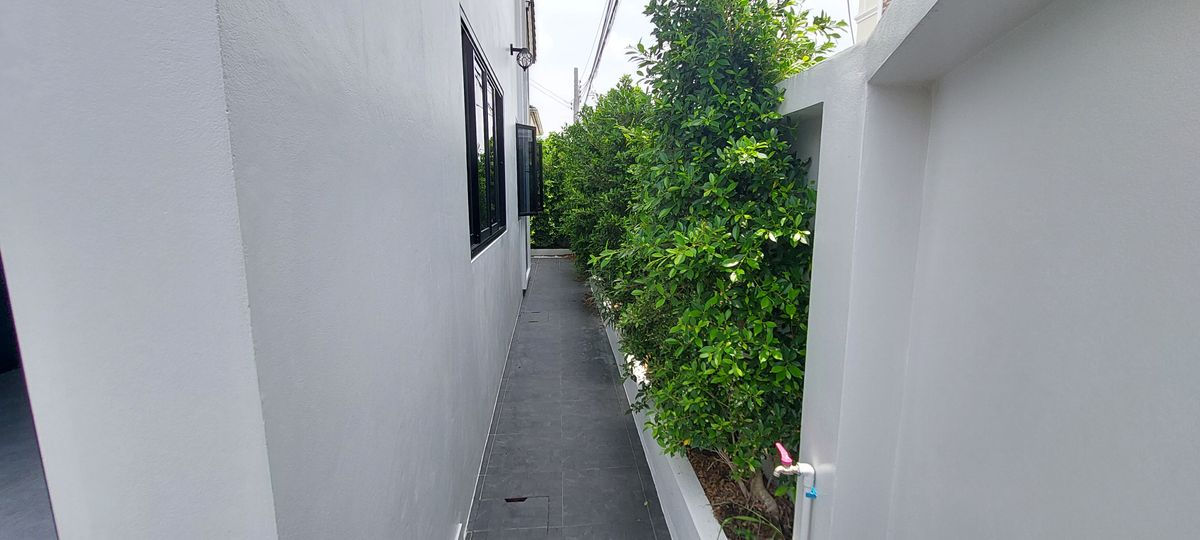 For SaleHousePhutthamonthon, Salaya : A new home that offers more than just a place to live, Krisdanakorn Village 31, Pinklao