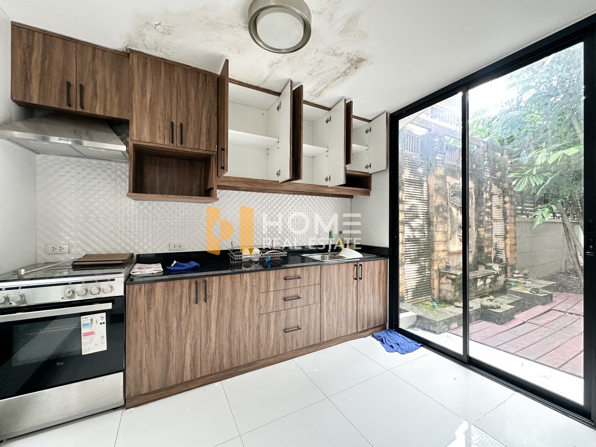 ขายบ้านแจ้งวัฒนะ เมืองทอง : HOT DEAL 🔥 อารีนา การ์เดนท์ ประชาชื่น / 4 ห้องนอน (ขาย), Arena Garden Prachachuen / 4 Bedrooms (FOR SALE) GOLF189