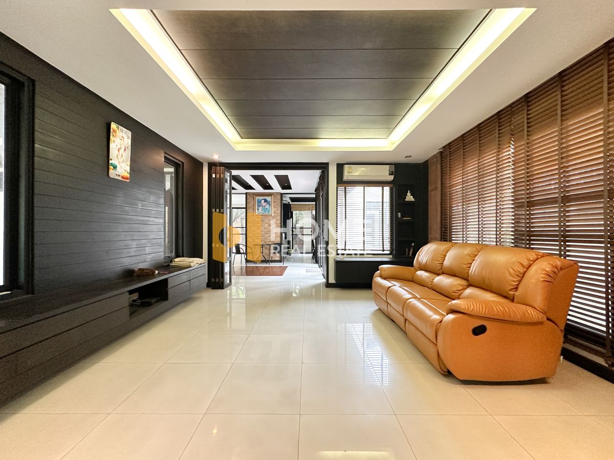 ขายบ้านแจ้งวัฒนะ เมืองทอง : HOT DEAL 🔥 อารีนา การ์เดนท์ ประชาชื่น / 4 ห้องนอน (ขาย), Arena Garden Prachachuen / 4 Bedrooms (FOR SALE) GOLF189