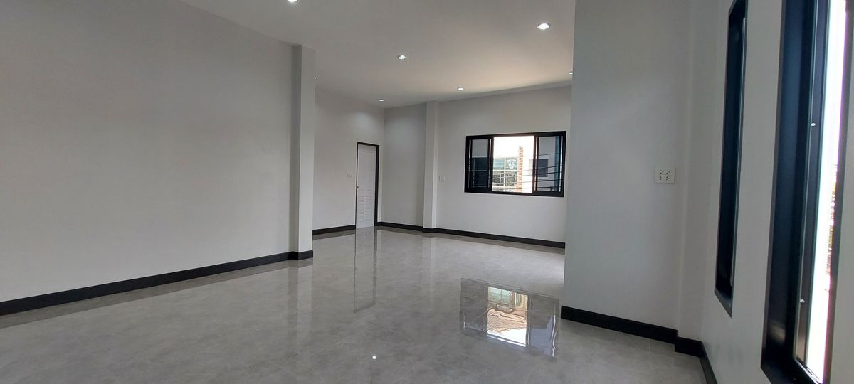 For SaleHousePhutthamonthon, Salaya : A new home that offers more than just a place to live, Krisdanakorn Village 31, Pinklao