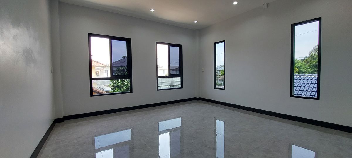 For SaleHousePhutthamonthon, Salaya : A new home that offers more than just a place to live, Krisdanakorn Village 31, Pinklao