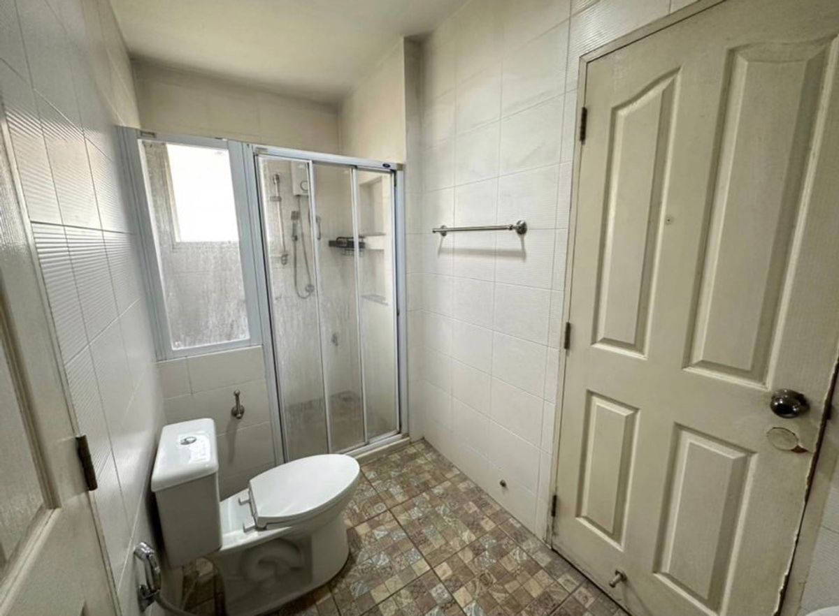 For RentHousePattanakan, Srinakarin : For Rent: Single House near Suan Luang, Nantawan Suan Luang Rama IX Project