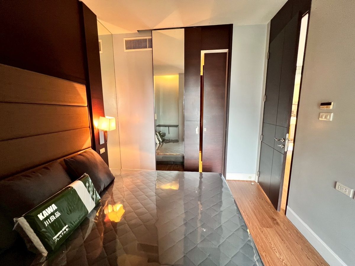 ขายคอนโดสุขุมวิท อโศก ทองหล่อ : ขายคอนโด Vincente Sukhumvit 49 ราคา 6,100,000 บาท [NCs250811]