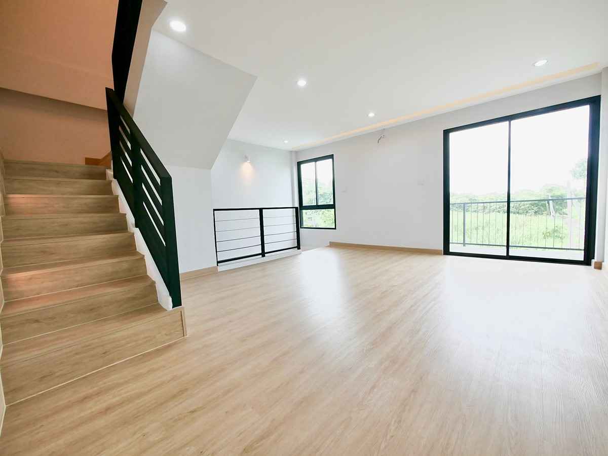 For SaleTownhomeNawamin, Ramindra : 3 -story townhome for sale, Soi Khubon 27, SPOME Village, just 200 meters into the alley, size 24 sq.m.