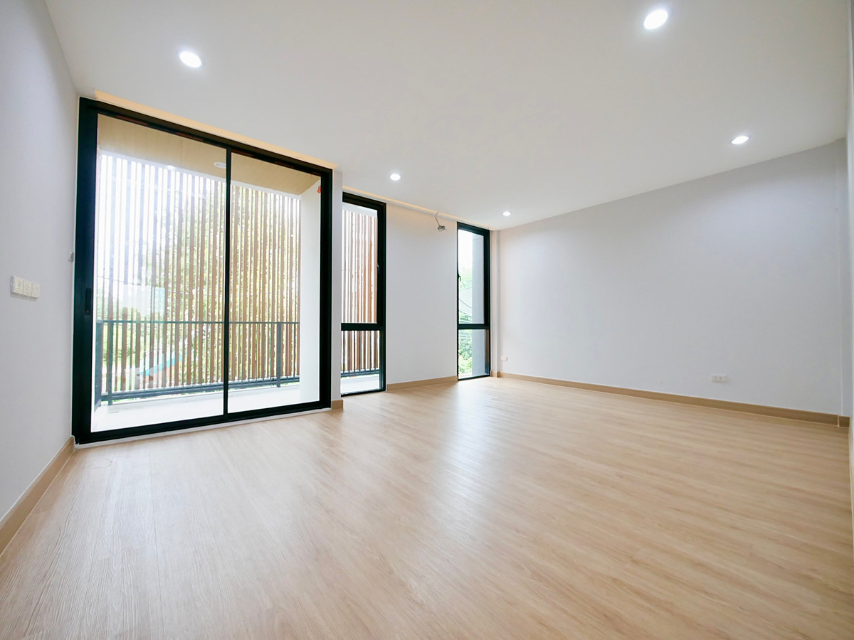 For SaleTownhomeKaset Nawamin,Ladplakao : Sell ​​3 -story townhome, Soi Khubon 27, just 3 minutes to Ram Inthra Road, size 24 sq.w., 3 bedrooms, 3 water, newly decorated water.