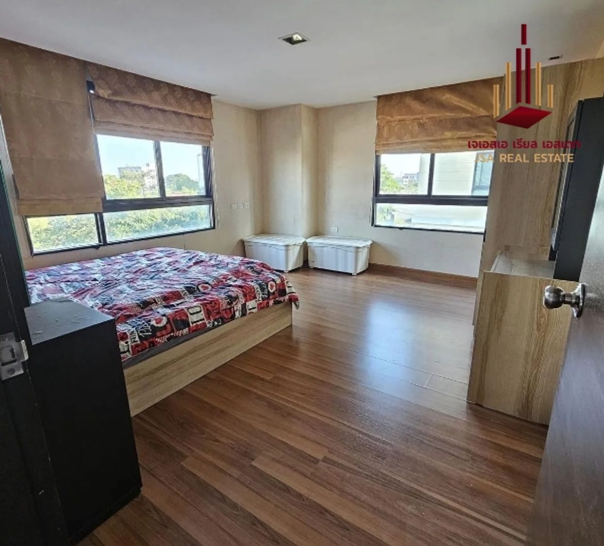 For RentCondoRatchadapisek, Huaikwang, Suttisan : ✨ For Rent: J.W. City Ratchada 32 Condo ✨ 💰 ONLY 17,500 THB/Month