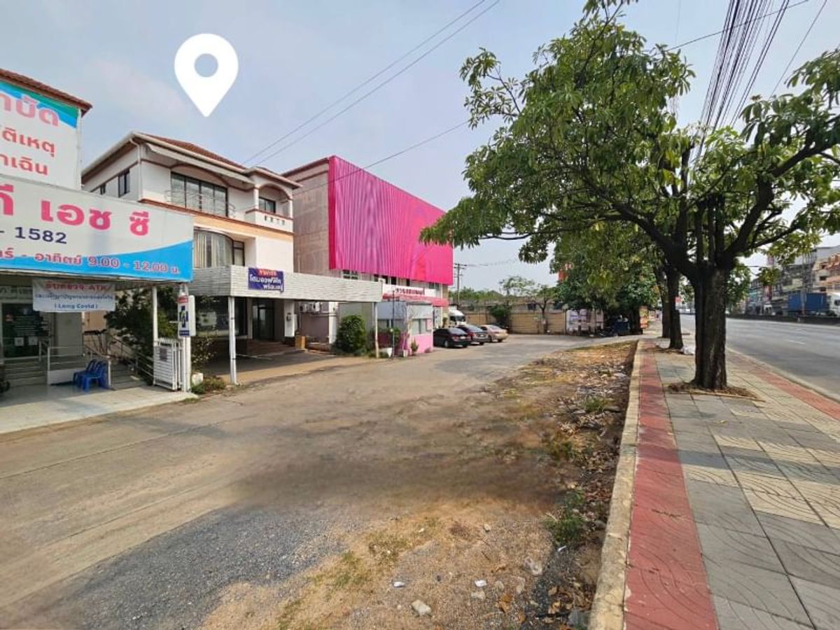 โฮมออฟฟิศมีนบุรี-ร่มเกล้า : Home Office สำนักงาน ติดถนนร่มเกล้า ช่วงต้น 3 ชั้น 57.5 ตร.ว. ที่จอดรถ 6 คัน 8 ห้องอเนกประสงค์ 4 ห้องน้ำ ติดถนนร่มเกล้า แขวงมีนบุรี เขตมีนบุรี กรุงเทพมหานคร