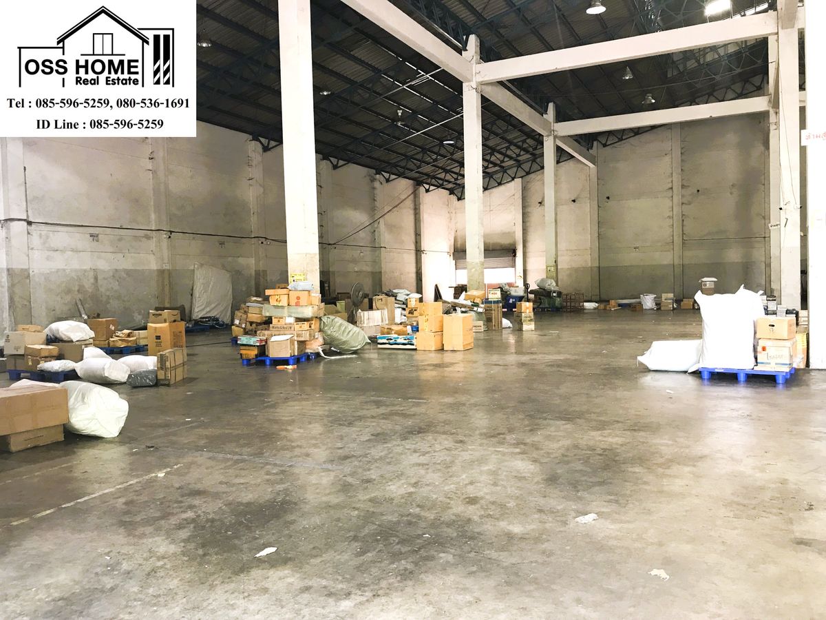 For RentWarehouseRama9, Petchburi, RCA : KF0111 for rent with offices And 1 rai of parking space, only 1,260 sq.m., suitable as a distribution center Warehouse There are many parking spaces in Rama 9, Soi Chulasamphan, Rama 9, 6 big wheels.