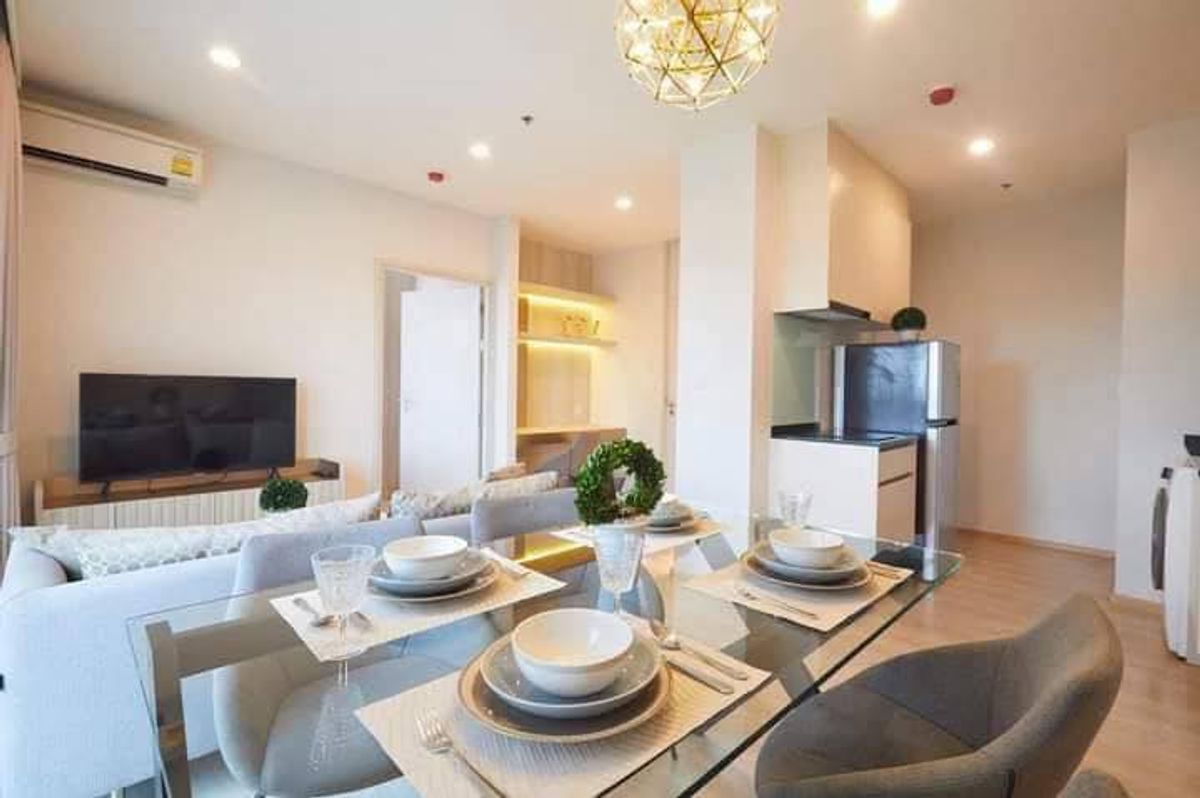 For RentCondoRatchadapisek, Huaikwang, Suttisan : 🔴35,000 ฿ 🔴 🔴 𝗡𝗼𝗯𝗹𝗲 𝟭┃ 𝟭┃ 𝟭┃ Noble Revolve Ratchada 1 ✅ Near MRT Cultural Center Happy service 🙏 Interested in greeting 𝙇𝙄𝙉𝙀 Mana (answer very quickly): 📱 Property code 6808-2606📱: ID LINE:@bbcondo88