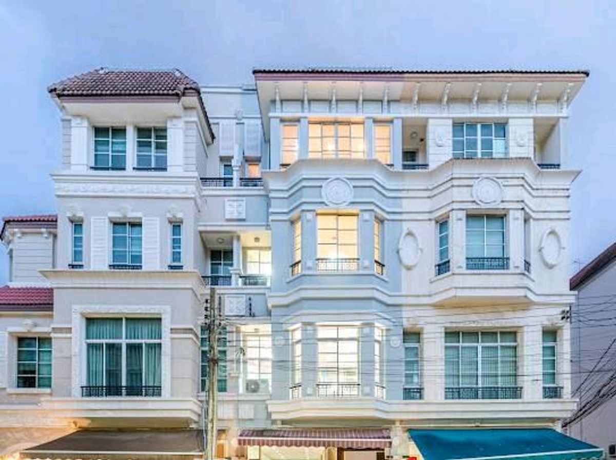 TownhomeSapankwai,Jatujak : Selling or renting a 4 -story townhome, Ban Klang, The Paris Ratchawipha