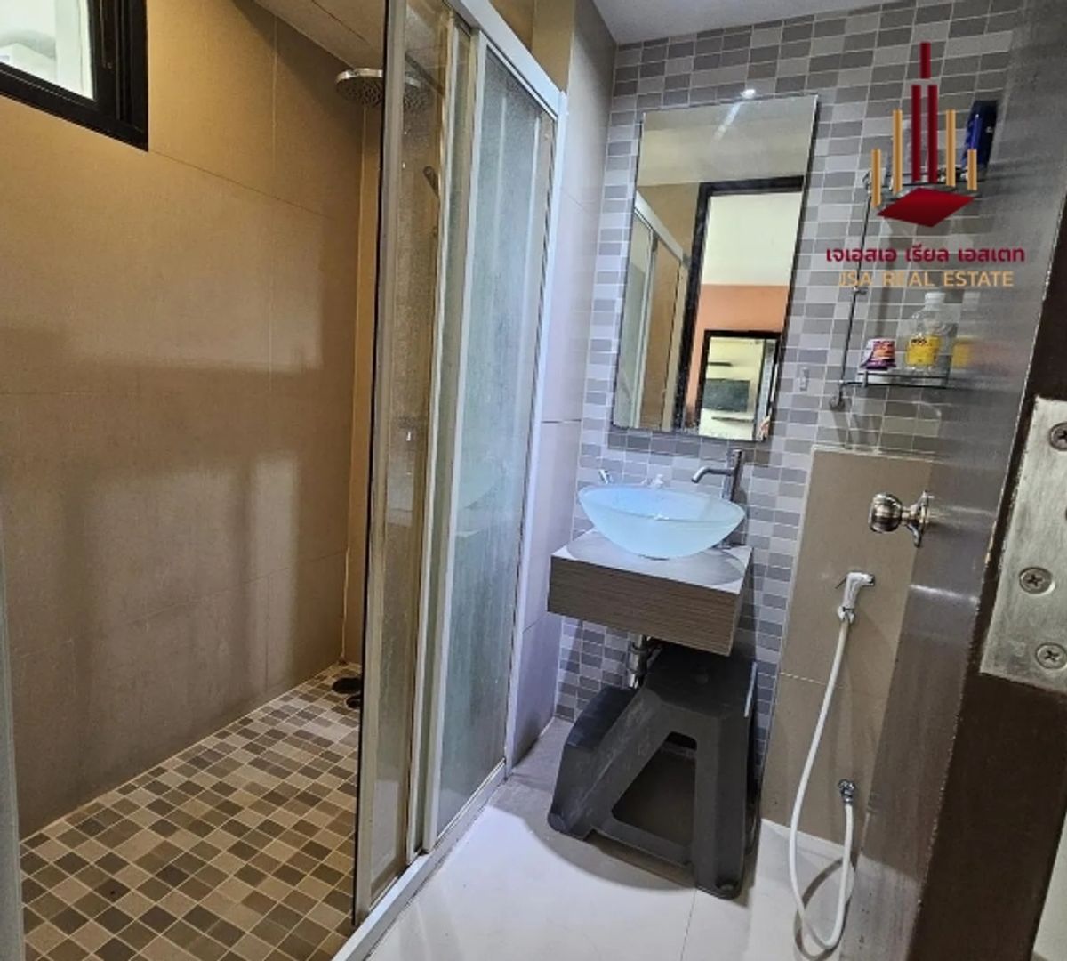 For RentCondoRatchadapisek, Huaikwang, Suttisan : ✨ For Rent: J.W. City Ratchada 32 Condo ✨ 💰 ONLY 17,500 THB/Month