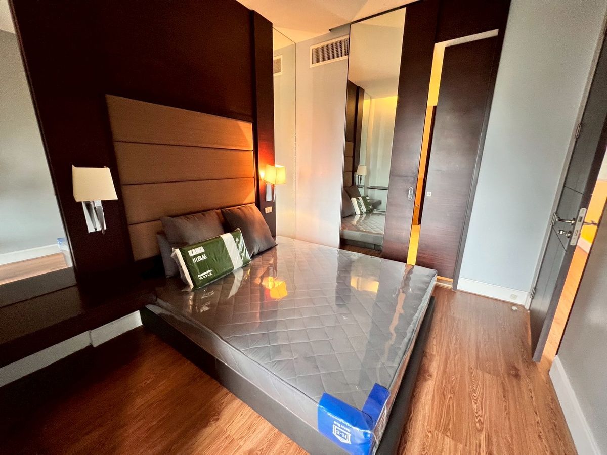 ขายคอนโดสุขุมวิท อโศก ทองหล่อ : ขายคอนโด Vincente Sukhumvit 49 ราคา 6,100,000 บาท [NCs250811]