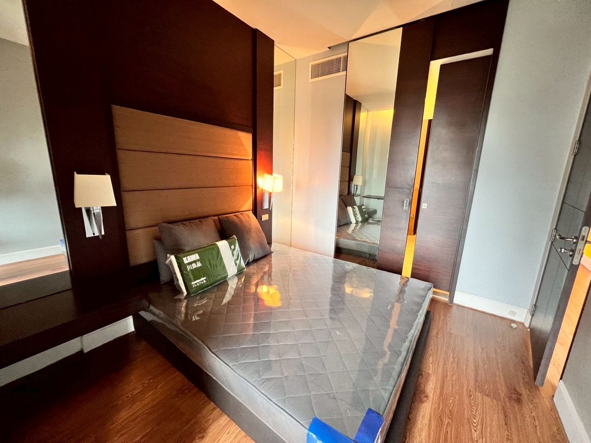 ขายคอนโดสุขุมวิท อโศก ทองหล่อ : ขายคอนโด Vincente Sukhumvit 49 ราคา 6,100,000 บาท [NCs250811]