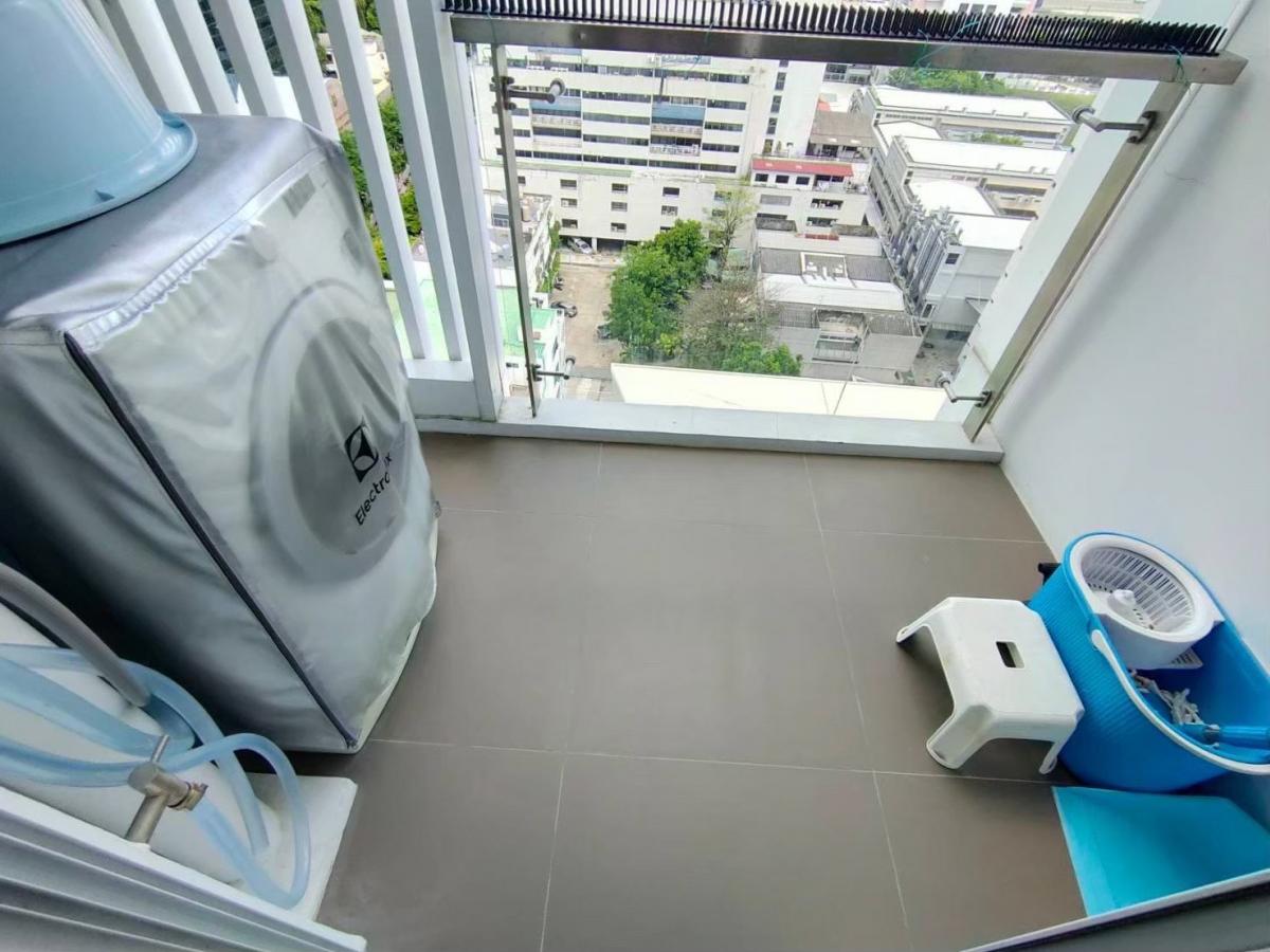 For SaleCondoSathorn, Narathiwat : Central Sathorn 1 bedroom, great value!Sky pool view with complete facilities.