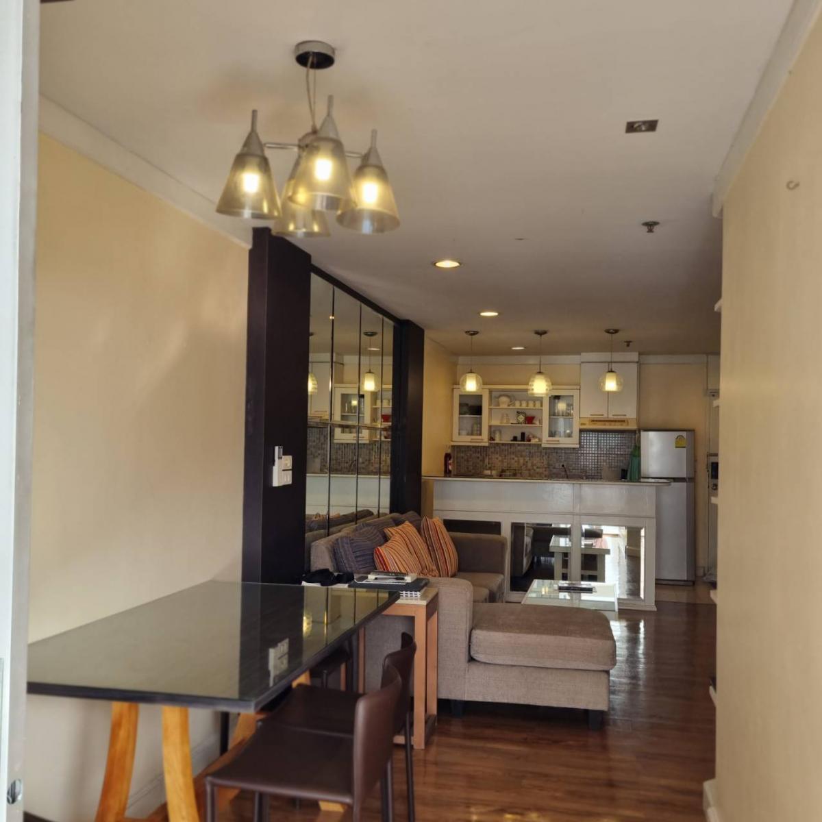 For SaleCondoSukhumvit, Asoke, Thonglor : Luxury unit 2 bedrooms Waterford Diamond in the heart of Phrom PhongOnly 8 million, right next to the BTS, very convenient to travel!