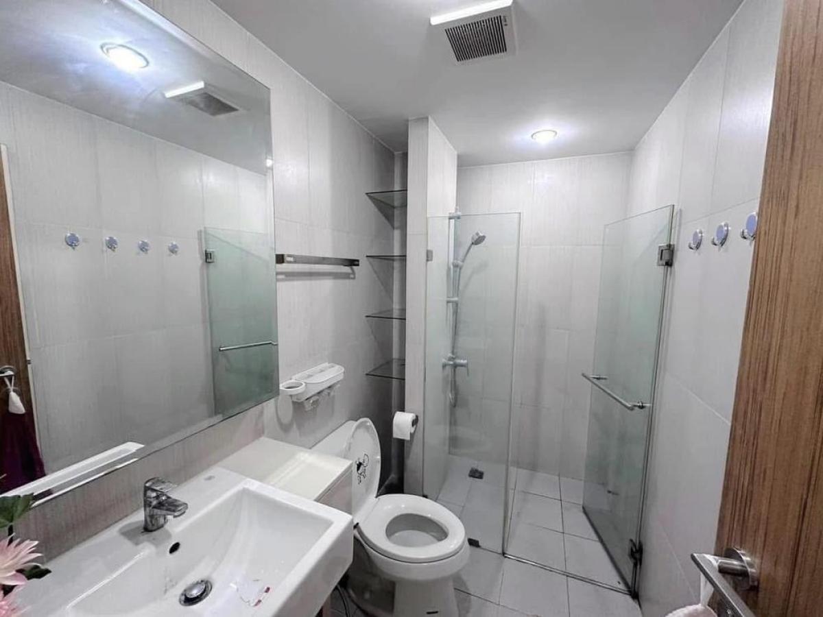 ขายคอนโดสุขุมวิท อโศก ทองหล่อ : 28/02/2026, รวมค่าโอนZenith Place Sukhumvit 42 - คอนโดสวย 1 ห้องนอน ใกล้ BTS เอกมัย ราคาเพียง 3.2 ล้าน พร้อมสระว่ายน้ำและฟิตเนสครบครัน!