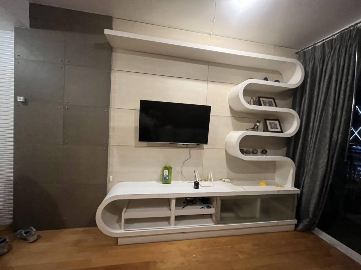 For SaleCondoRatchathewi,Phayathai : Luxury condo room with city view in the heart of RatchathewiOnly 7.9 million, near BTS/MRT with complete amenities!