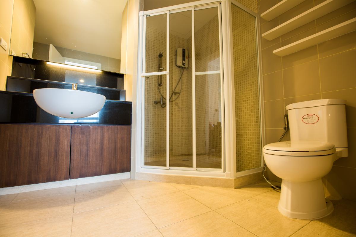 ขายคอนโดสุขุมวิท อโศก ทองหล่อ : 03/04/2026, รวมค่าโอนคอนโดหรู 1 ห้องนอน ใกล้ BTS อารีย์ 
Centric Scene Phaholyothin 9 ขนาด 59 ตร.ม. เพียง 4.99 ลบ. 0642748883