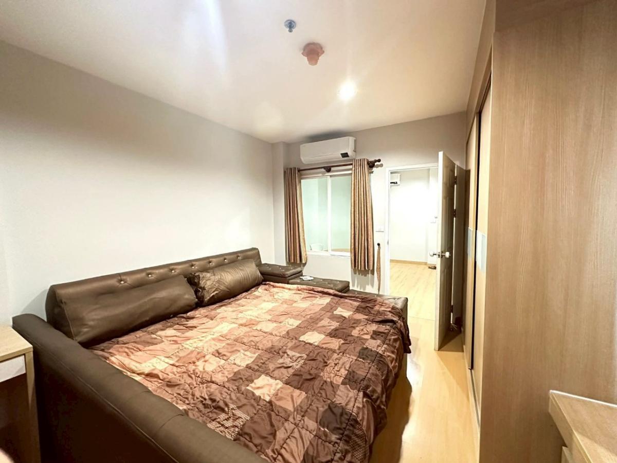 ขายคอนโดรัชดา ห้วยขวาง : 03/04/2026, รวมค่าโอนคอนโด Life@Ratchada - ห้วยขวาง 1 ห้องนอน พร้อมอยู่ ใกล้ MRT ห้วยขวาง 
ขาย 3.1 ลบ. / เช่า 15,000 บาทต่อเดือน รีวิวดี ทำเลใจกลางเมือง! 0642748883