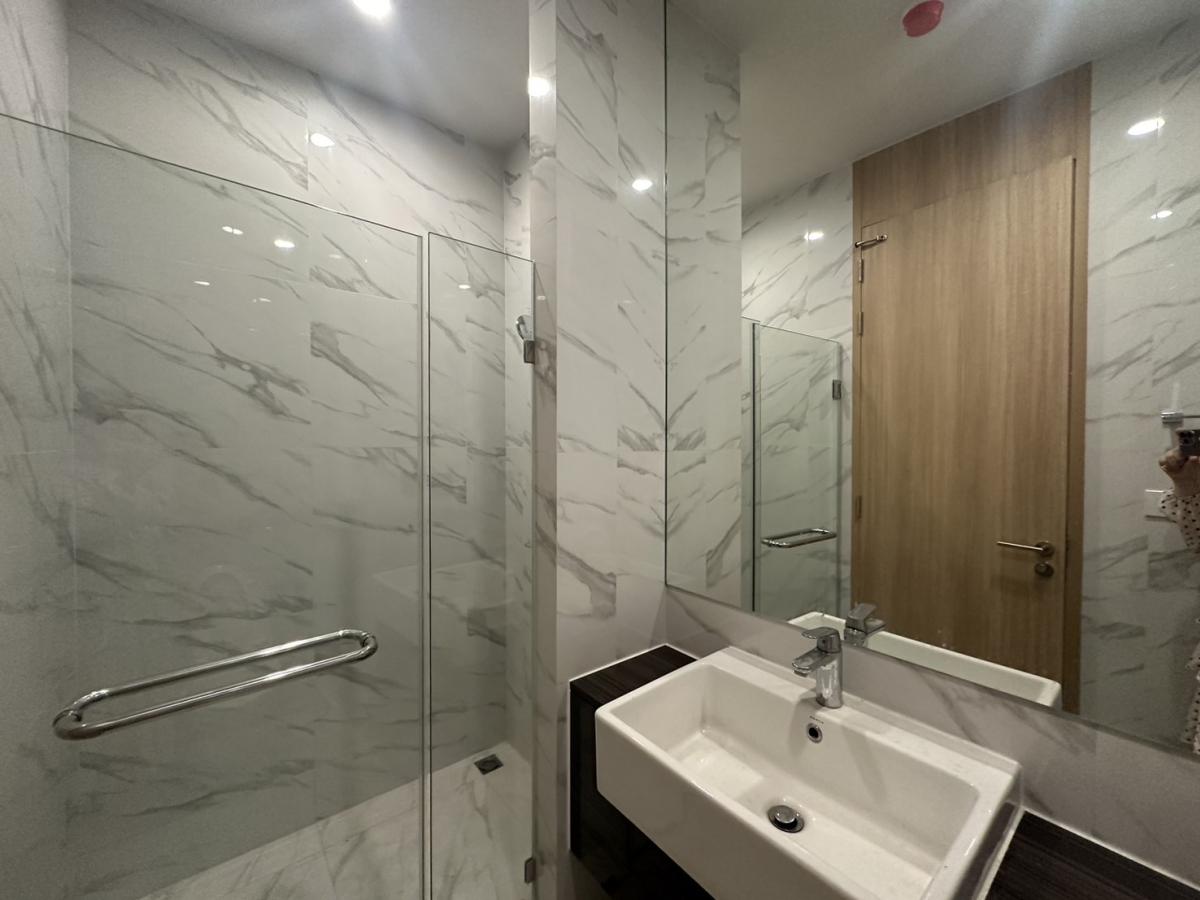 ขายคอนโดสุขุมวิท อโศก ทองหล่อ : 03/04/2026, รวมค่าโอนคอนโด Noble BE19 วิวใจกลางอโศก 1 ห้องนอน 46 ตรม. 
ราคาพิเศษ 9.9 ลบ. ใกล้ BTS/MRT เดินถึง! 0642748883