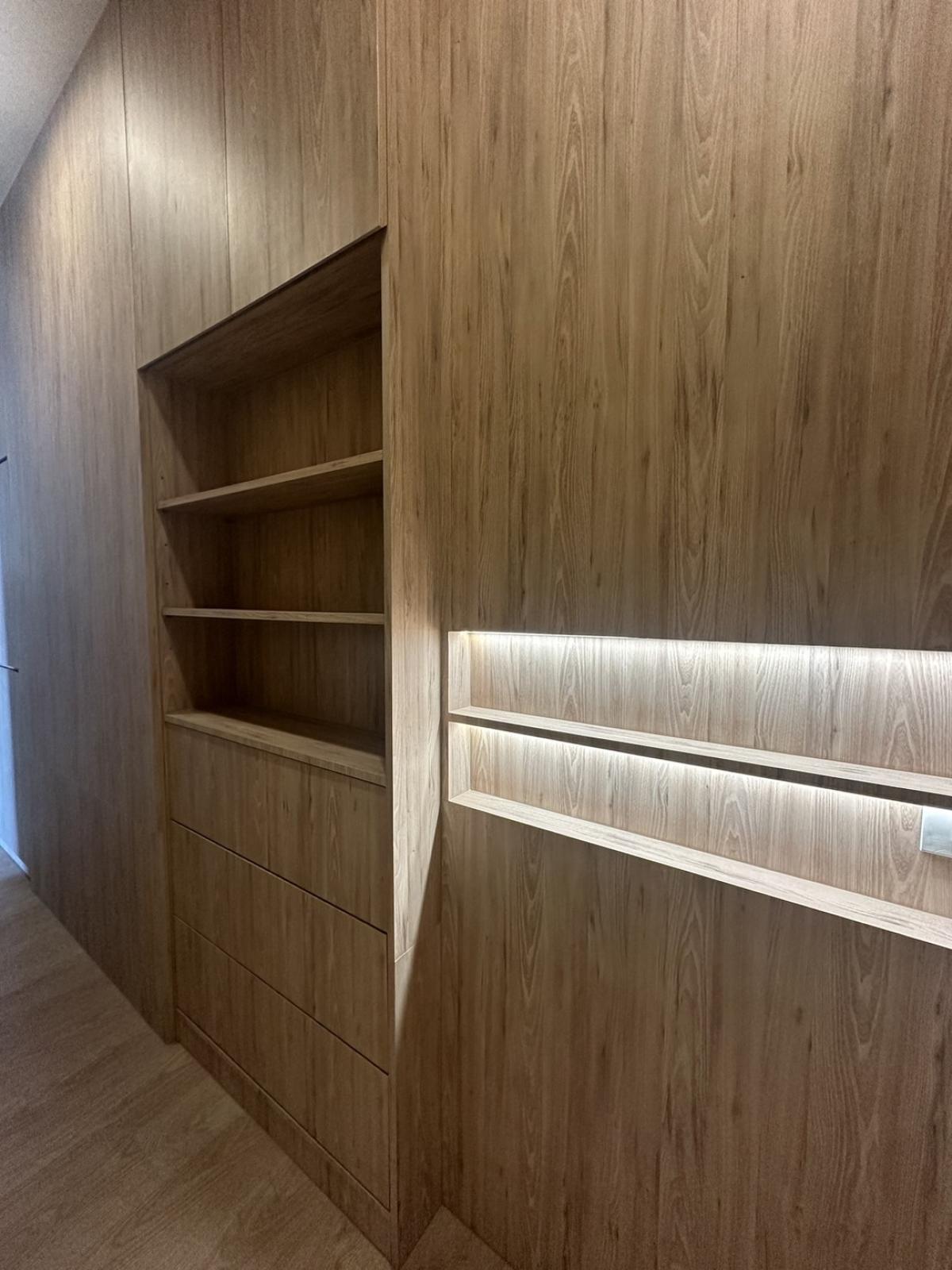 ขายคอนโดสุขุมวิท อโศก ทองหล่อ : 03/04/2026, รวมค่าโอนคอนโด Noble BE19 วิวใจกลางอโศก 1 ห้องนอน 46 ตรม. 
ราคาพิเศษ 9.9 ลบ. ใกล้ BTS/MRT เดินถึง! 0642748883