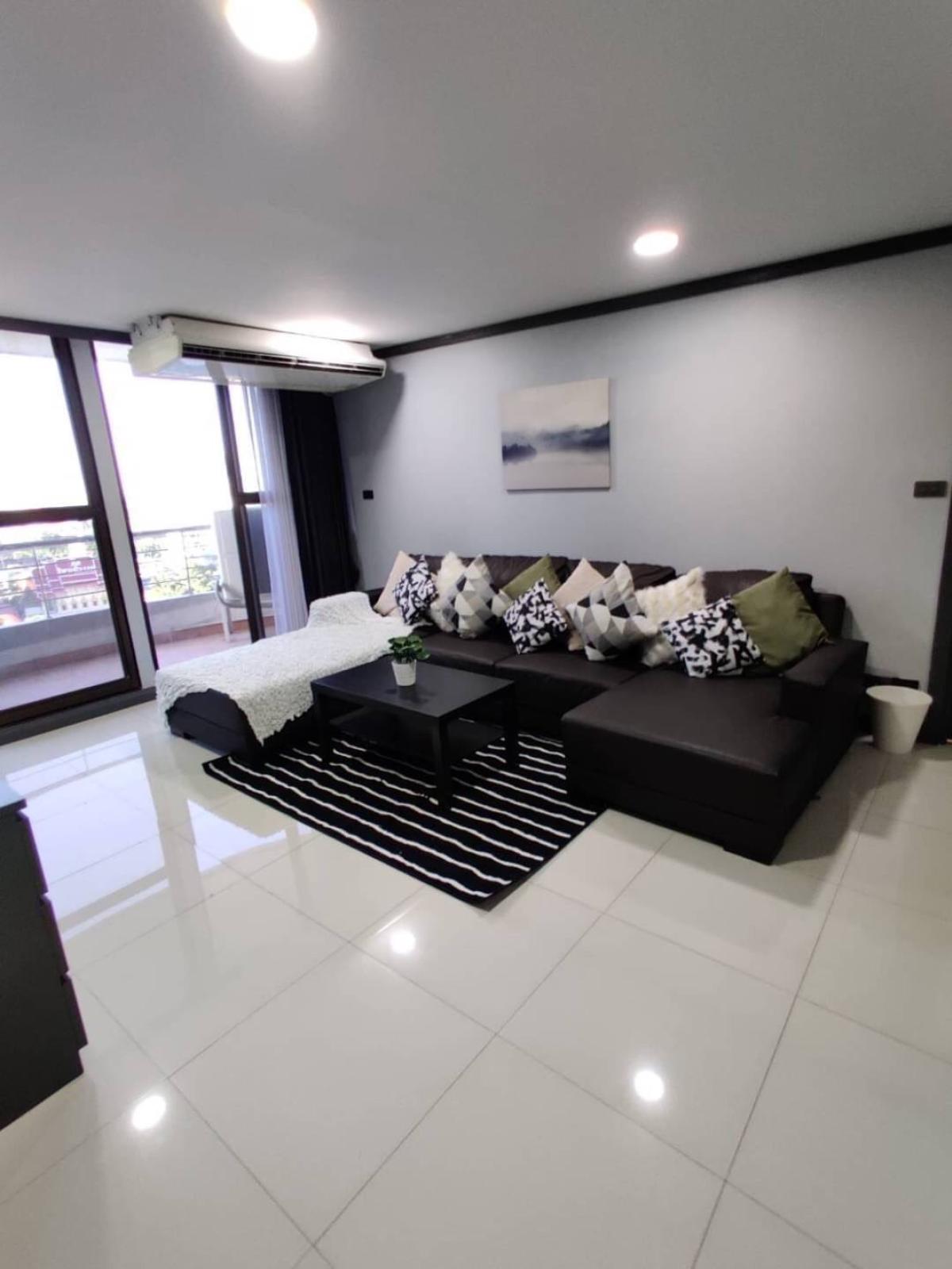 ขายคอนโดสุขุมวิท อโศก ทองหล่อ : 03/04/2026, รวมค่าโอน3 ห้องนอนใจกลางสุขุมวิท 39 ใกล้ BTS พร้อมอยู่ ราคา 9.9 ล้าน! 
สุดยอดทำเล! Supalai Place Sukhumvit 39 ใกล้สถานทีสำคัญทุกที่ 0642748883