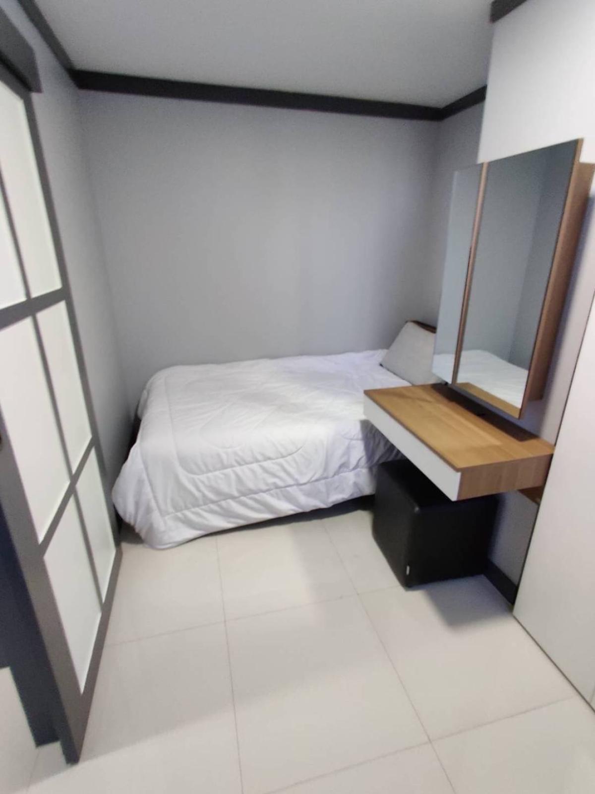 ขายคอนโดสุขุมวิท อโศก ทองหล่อ : 03/04/2026, รวมค่าโอน3 ห้องนอนใจกลางสุขุมวิท 39 ใกล้ BTS พร้อมอยู่ ราคา 9.9 ล้าน! 
สุดยอดทำเล! Supalai Place Sukhumvit 39 ใกล้สถานทีสำคัญทุกที่ 0642748883