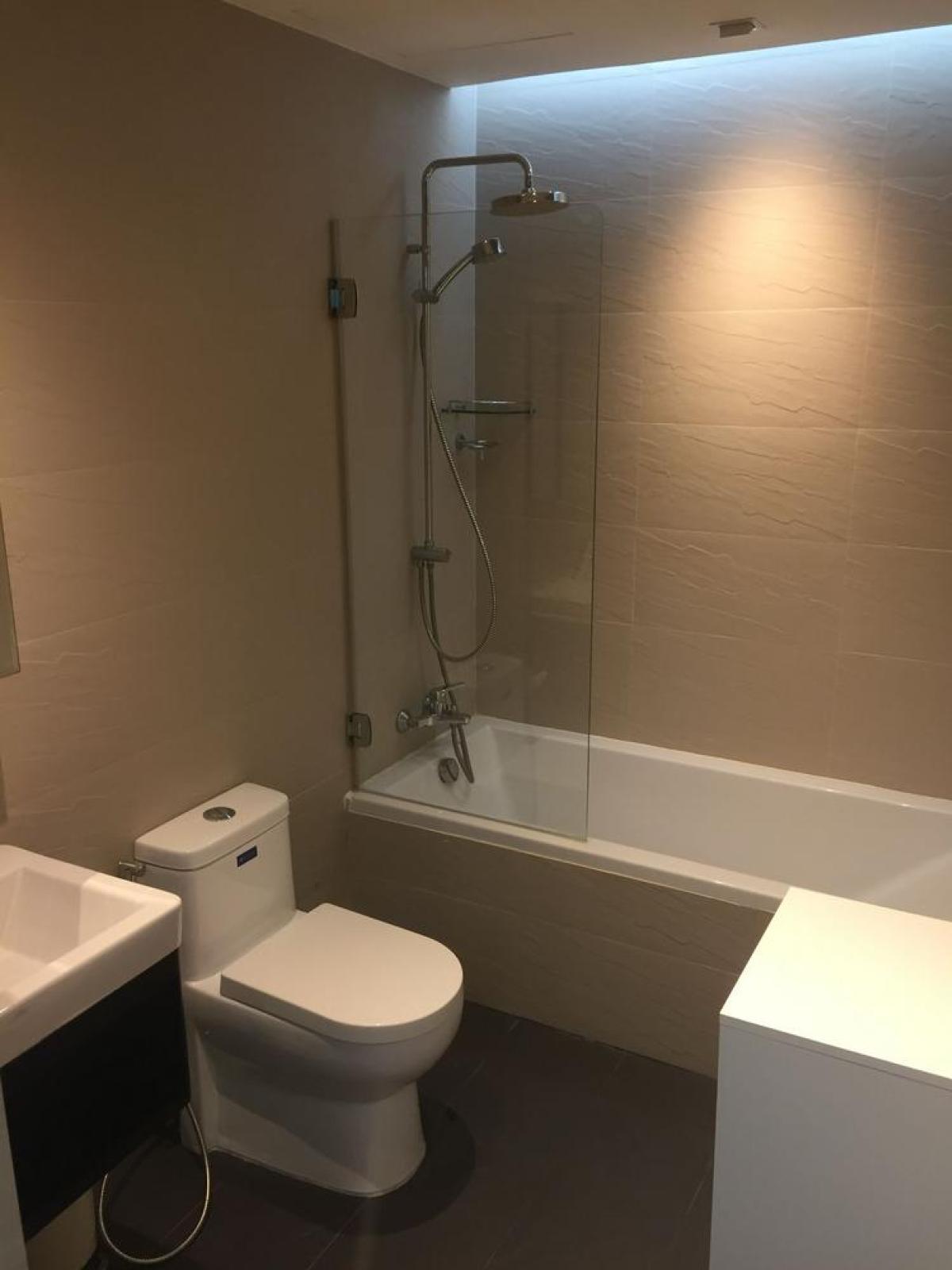 ขายคอนโดสุขุมวิท อโศก ทองหล่อ : 03/04/2026, รวมค่าโอนคอนโดหรูใจกลางพร้อมพงษ์ 2 ห้องนอน 114 ตร.ม. 
เพียง 10.5 ล้าน ใกล้ BTS Phrom Phong! 0642748883