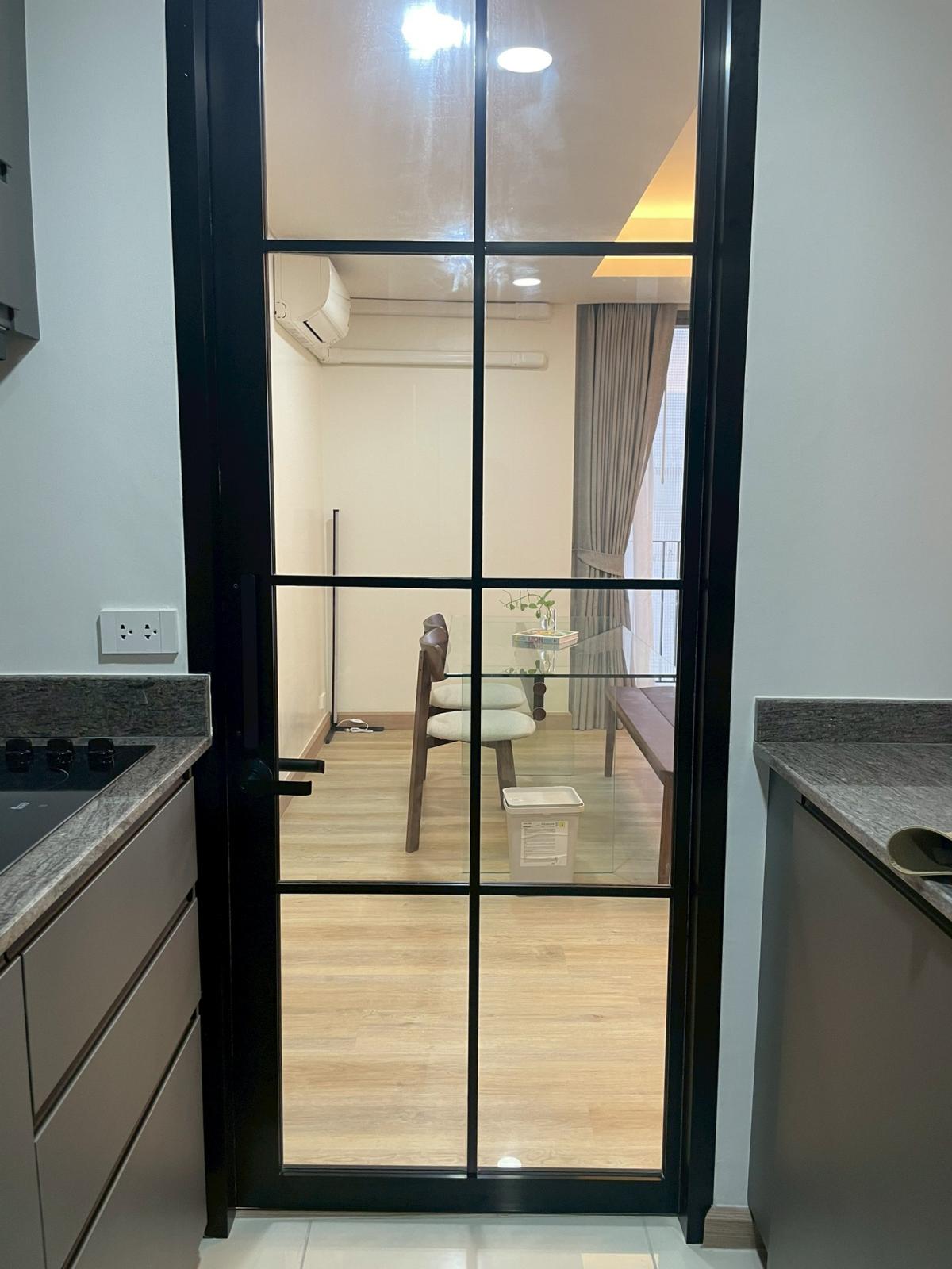 ขายคอนโดสมุทรปราการ สำโรง : 03/04/2026, รวมค่าโอนคอนโดหรู 2 ห้องนอน ใจกลางพร้อมพงษ์! 
Siamese Gioia ขนาด 73 ตร.ม. เพียง 8.5 ล้านเท่านั้น! 0642748883