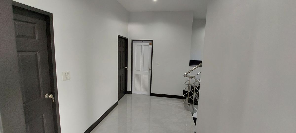 For SaleHousePhutthamonthon, Salaya : Baan Krisdanakorn 31 Pinklao combines the conveniences of the city with the tranquility of a garden.