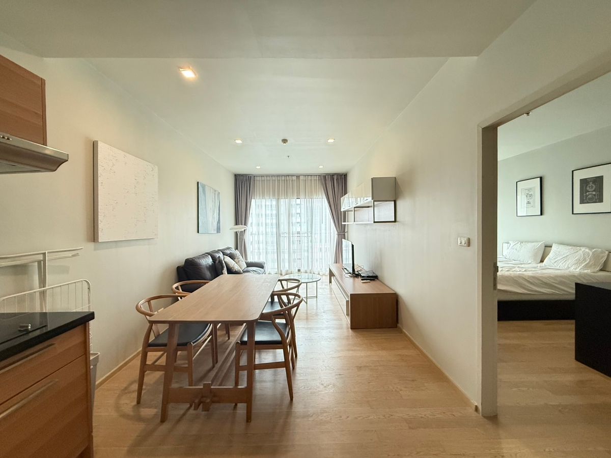 ให้เช่าคอนโดสุขุมวิท อโศก ทองหล่อ : (for rent) Noble Refine สุขุมวิท 26 ห้องใหญ่ ใกล้ BTS พร้อมพงษ์