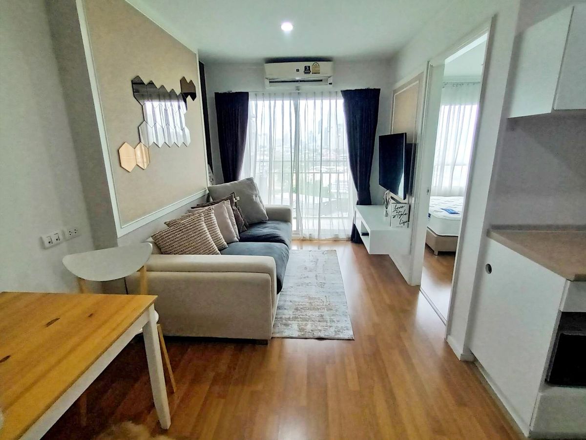 For RentCondoRama9, Petchburi, RCA : Rent Lumpini Park Rama 9-Ratchada 13,500/D. 30 sqm. 1 bedroom, beautifully decorated, close to MRT Rama 9.