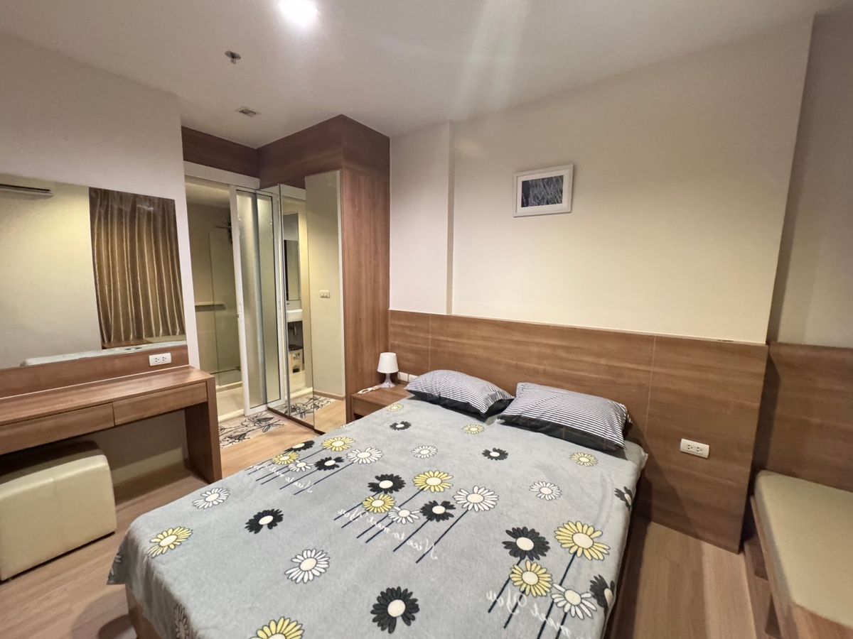 ให้เช่าคอนโดสาทร นราธิวาส : Rhythm Sathorn 1 Bedroom, 35sqm Fully Furnished , Available For Rent !