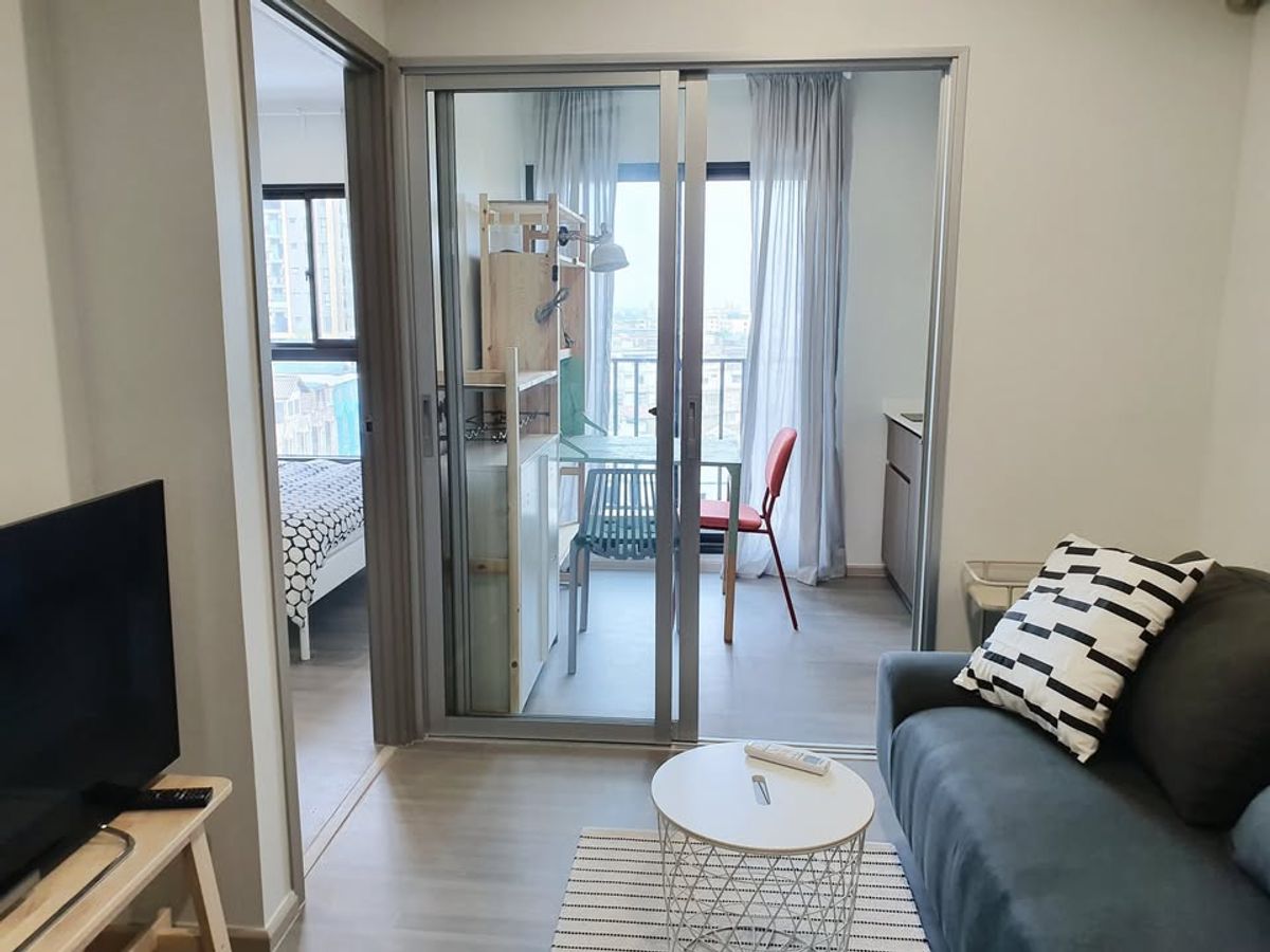 For RentCondoPinklao, Charansanitwong : Rent RR783 The Parkland Charan-Pinklao, beautiful room, full furniture near Bang Yi Khan BTS